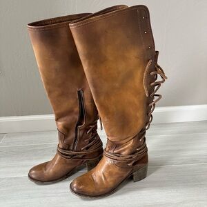 Freebies boots size 9